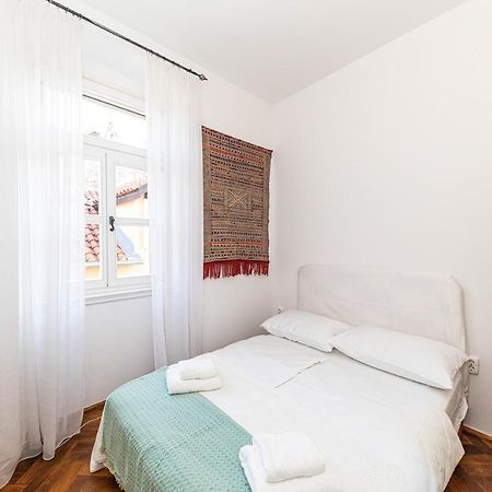 Within Ancient Walls Split Exterior foto